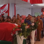 Pengabdian Terakhir, Pemkab Minahasa Utara Lepas Alm Edwin Willem Ombuh dengan Upacara Persemayaman